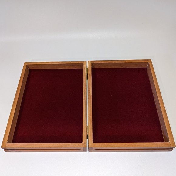 Gorgeous Black Lone Wolf Cedar Keepsake Jewelry Box - Picture 5 of 5